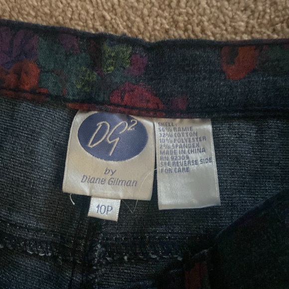 Floral  jeans size 10P..Diane Gilman ..New. - Picture 5 of 6